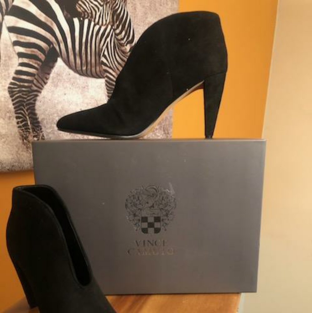 Shoes - Picture 3 of 3